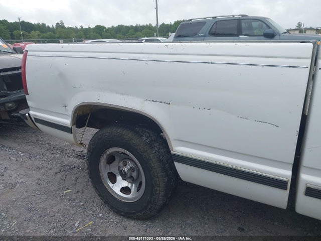 45171093 :رقم المزاد ، 1GCEC19R8VE202468 vin ، 1997 Chevrolet C1500 Fleetside مزاد بيع