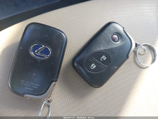 45171117 :رقم المزاد ، JTHKD5BH4B2041363 vin ، 2011 Lexus Ct 200h Premium مزاد بيع