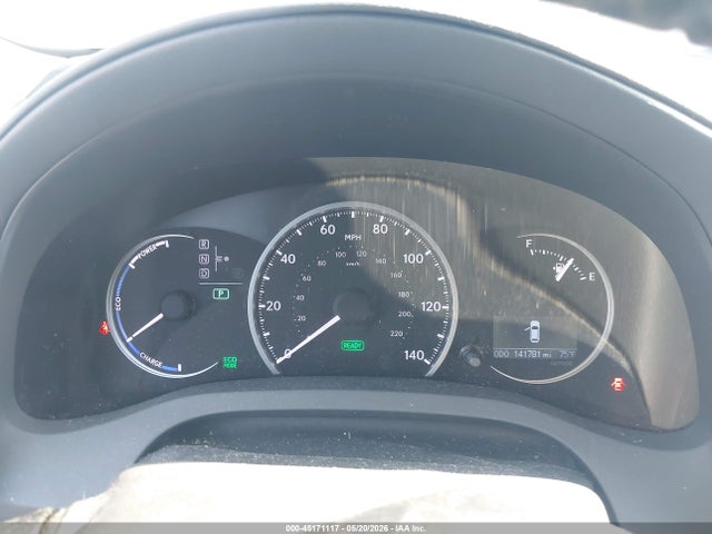 45171117 :رقم المزاد ، JTHKD5BH4B2041363 vin ، 2011 Lexus Ct 200h Premium مزاد بيع