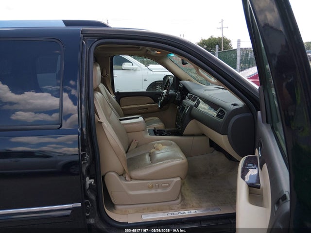 Продажа на аукционе авто 2007 Gmc Yukon Xl 1500 Denali, vin: 1GKFK668X7J376671, номер лота: 45171167