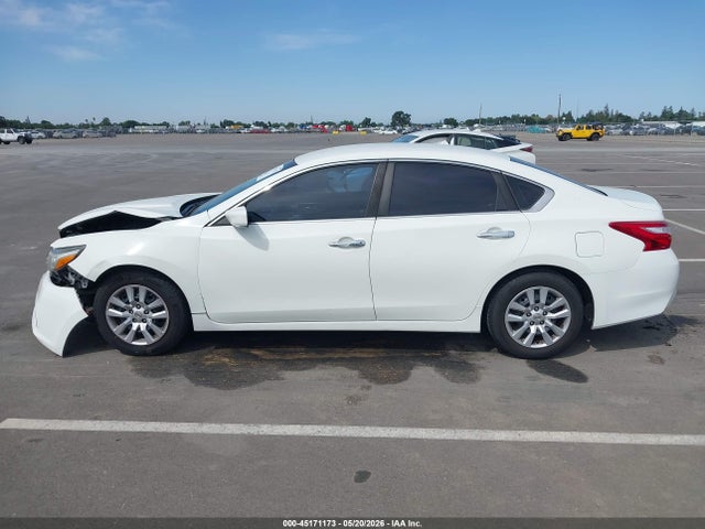 1N4AL3AP1GC256770 Nissan Altima 2.5/2.5 S/2.5 Sl/2.5 Sr/2.5 Sv