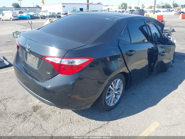 45171221 :رقم المزاد ، 5YFBURHEXFP243525 vin ، 2015 Toyota Corolla Le Plus مزاد بيع
