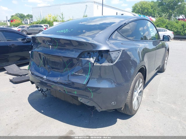 2022 Tesla Model Y Long Range Dual Motor All-wheel Drive მანქანა იყიდება აუქციონზე, vin: 7SAYGAEE7NF433111, აუქციონის ნომერი: 45171230