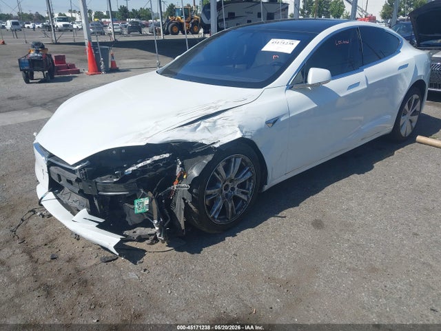 2020 Tesla Model S მანქანა იყიდება აუქციონზე, vin: 5YJSA1E25LF390461, აუქციონის ნომერი: 45171238
