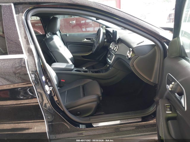 WDCTG4GB4LJ685846 Mercedes-Benz Gla 250 4matic