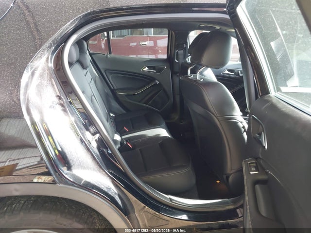 WDCTG4GB4LJ685846 Mercedes-Benz Gla 250 4matic