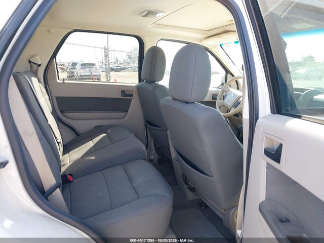 45171255 :رقم المزاد ، 1FMCU0DG4AKA42536 vin ، 2010 Ford Escape Xlt مزاد بيع