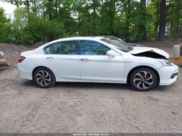 Продаж на аукціоні авто 2017 Honda Accord Ex, vin: 1HGCR2F77HA155414, номер лоту: 45171267
