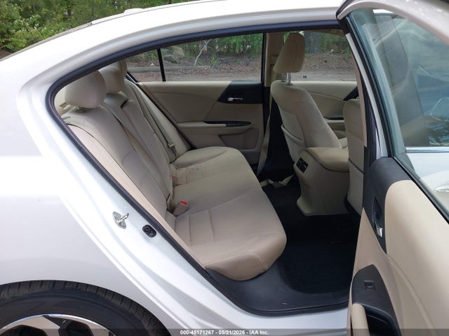 Продаж на аукціоні авто 2017 Honda Accord Ex, vin: 1HGCR2F77HA155414, номер лоту: 45171267