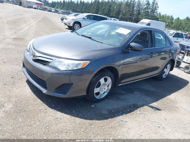 45171311 :رقم المزاد ، 4T4BF1FK9DR288879 vin ، 2013 Toyota Camry Le مزاد بيع