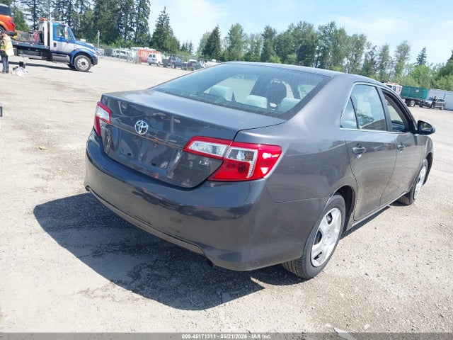 45171311 :رقم المزاد ، 4T4BF1FK9DR288879 vin ، 2013 Toyota Camry Le مزاد بيع