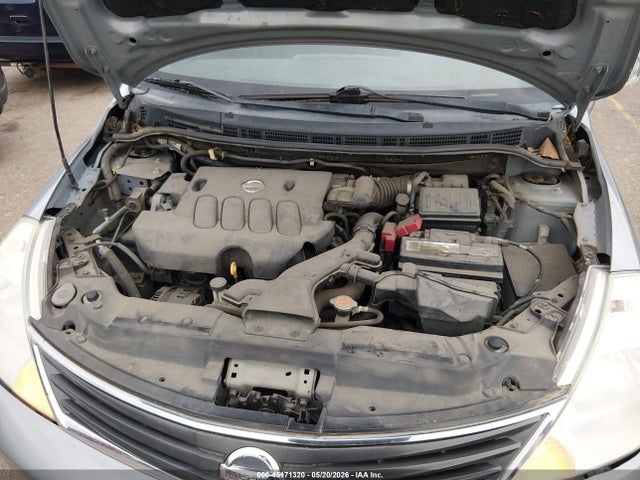 45171320 :رقم المزاد ، 3N1BC1CP2AL389147 vin ، 2010 Nissan Versa 1.8s مزاد بيع