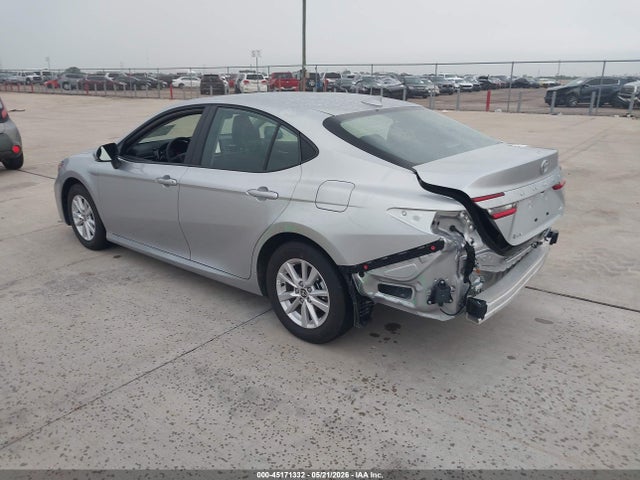 Toyota CAMRY LE 2026 4T1DAACK9TU701064 Image 3