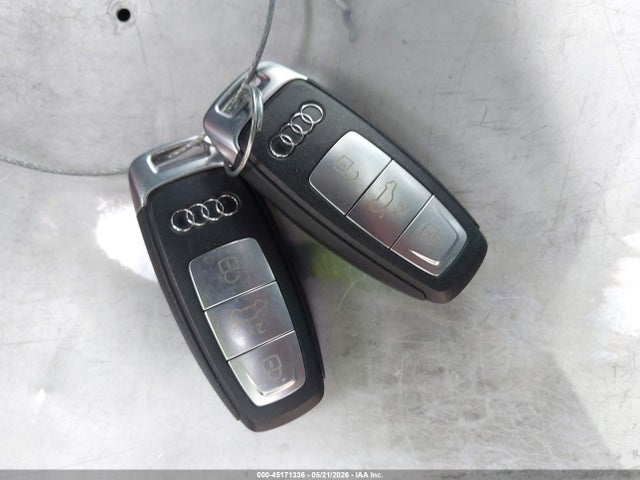 Aukcja sprzedaży 2022 Audi A3 Premium 40 Tfsi Quattro S Tronic, vin: WAUGUDGY4NA105421, numer aukcji: 45171336