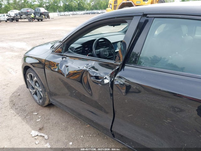 Aukcja sprzedaży 2022 Audi A3 Premium 40 Tfsi Quattro S Tronic, vin: WAUGUDGY4NA105421, numer aukcji: 45171336