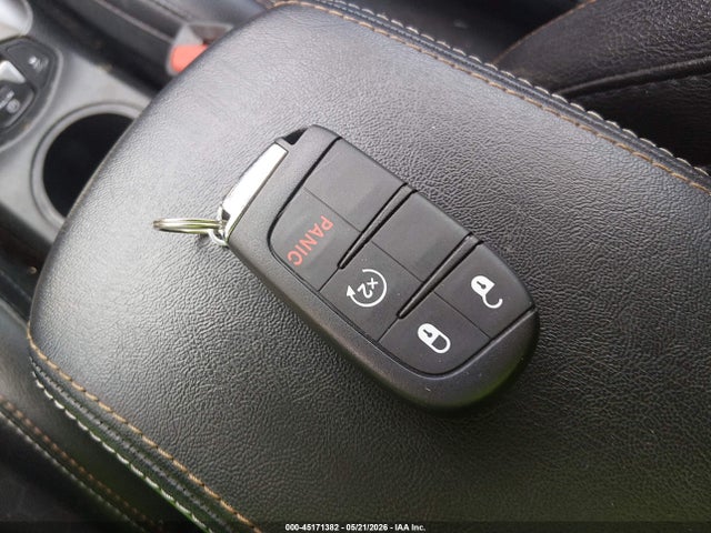 Продажа на аукционе авто 2018 Jeep Compass Latitude 4x4, vin: 3C4NJDBB9JT401656, номер лота: 45171382