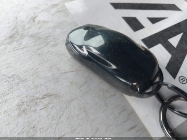 2013 Tesla Model S მანქანა იყიდება აუქციონზე, vin: 5YJSA1DN7DFP27077, აუქციონის ნომერი: 45171388