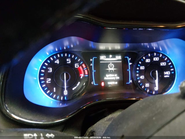45171430 :رقم المزاد ، 1C3CCCBB6GN174094 vin ، 2016 Chrysler 200 S مزاد بيع