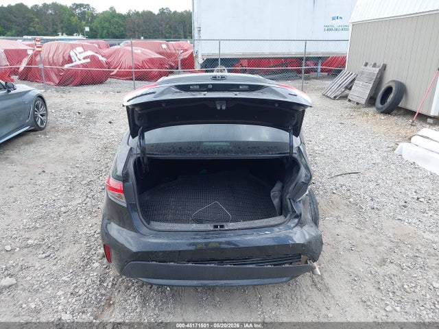 5YFEPMAE7NP382172 Toyota COROLLA LE