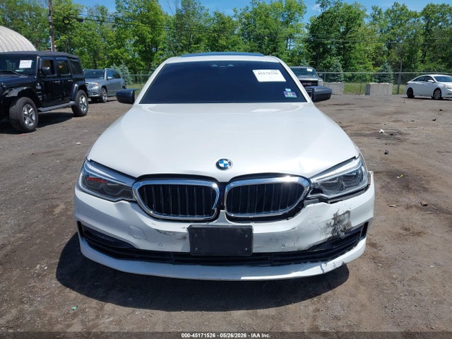 45171526 :رقم المزاد ، WBAJE7C37HG887424 vin ، 2017 Bmw 540i Xdrive مزاد بيع
