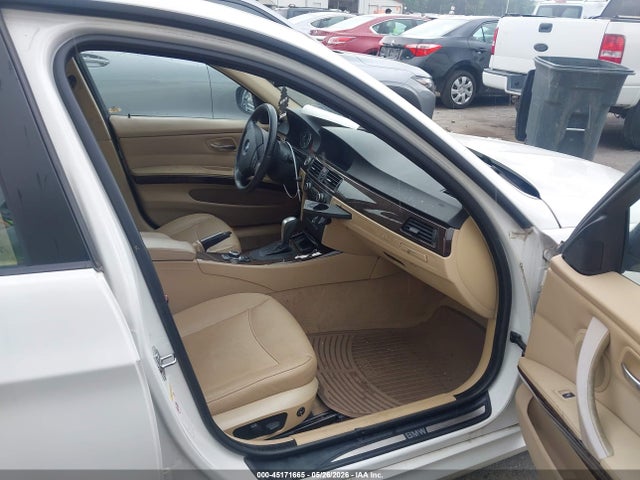 2009 Bmw 328i მანქანა იყიდება აუქციონზე, vin: WBAPH77569NM27911, აუქციონის ნომერი: 45171665