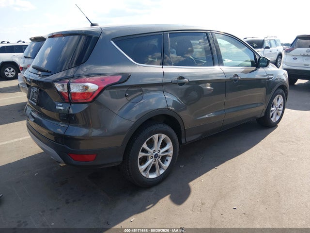 2017 Ford Escape Se მანქანა იყიდება აუქციონზე, vin: 1FMCU0GD4HUC31932, აუქციონის ნომერი: 45171688