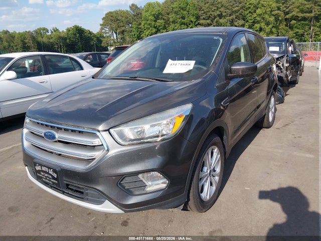 2017 Ford Escape Se მანქანა იყიდება აუქციონზე, vin: 1FMCU0GD4HUC31932, აუქციონის ნომერი: 45171688