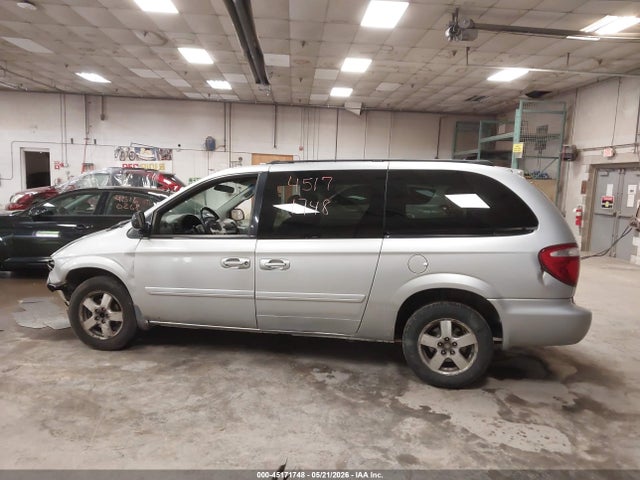 45171748 :رقم المزاد ، 2D4GP44L15R455817 vin ، 2005 Dodge Grand Caravan Sxt مزاد بيع