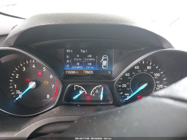 45171749 :رقم المزاد ، 1FMCU0HD8JUC03510 vin ، 2018 Ford Escape Sel مزاد بيع