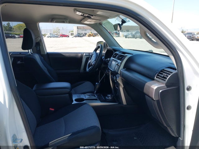 2017 Toyota 4runner Sr5 მანქანა იყიდება აუქციონზე, vin: JTEBU5JR9H5459111, აუქციონის ნომერი: 45171773