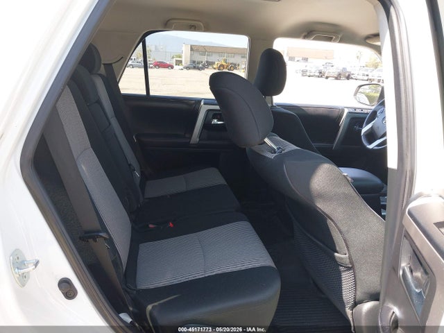 2017 Toyota 4runner Sr5 მანქანა იყიდება აუქციონზე, vin: JTEBU5JR9H5459111, აუქციონის ნომერი: 45171773