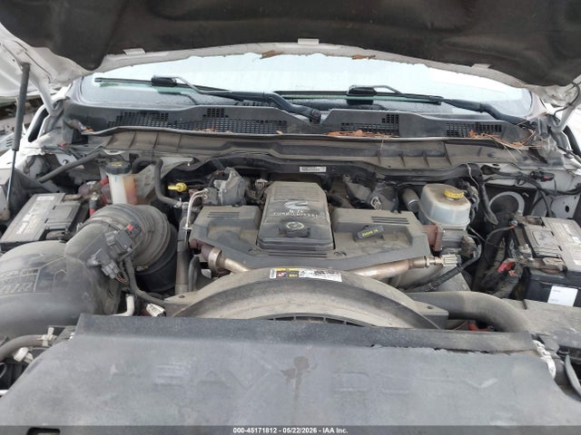 45171812 :رقم المزاد ، 3C63RRHL2GG272715 vin ، 2016 Ram 3500 Slt مزاد بيع