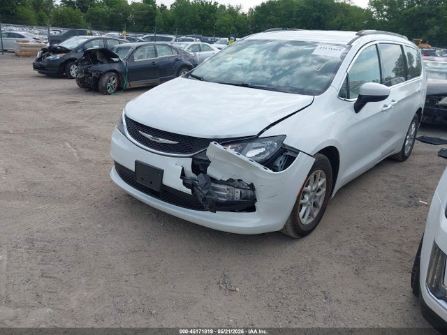 Chrysler Voyager Lxi 2021 2C4RC1DG3MR542071 Image 2