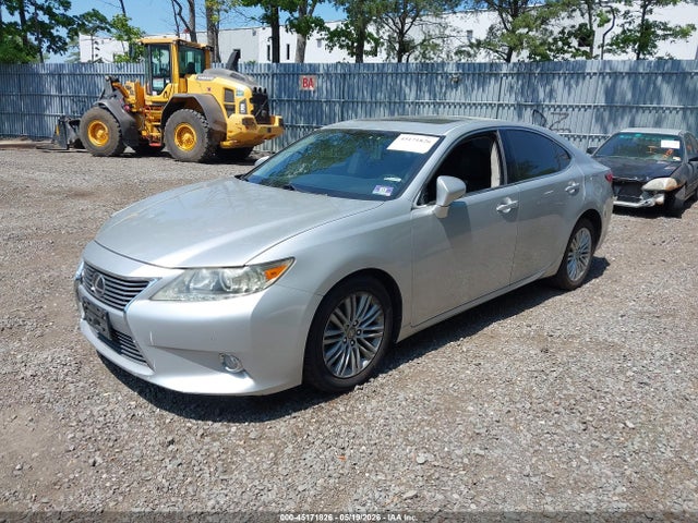 45171826 :رقم المزاد ، JTHBK1GG6D2075712 vin ، 2013 Lexus Es 350 مزاد بيع