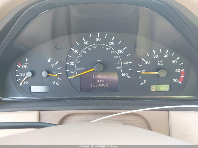 45171835 :رقم المزاد ، WDBJF83J52X062802 vin ، 2002 Mercedes-benz E 430 4m/4m Special Edition مزاد بيع