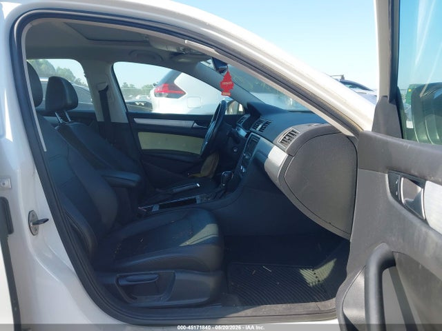 45171840 :رقم المزاد ، 1VWBH7A35CC067986 vin ، 2012 Volkswagen Passat 2.5l Se مزاد بيع
