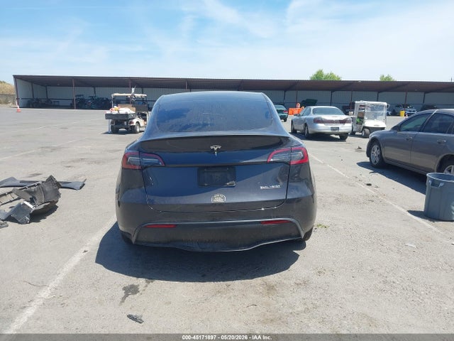 Продажа на аукционе авто 2024 Tesla Model Y Performance Dual Motor All-wheel Drive, vin: 7SAYGDEF3RF020778, номер лота: 45171897