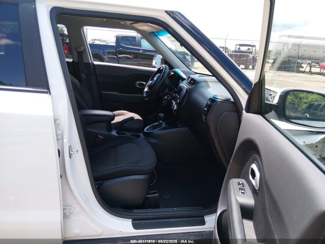 2018 Kia Soul მანქანა იყიდება აუქციონზე, vin: KNDJN2A20J7523190, აუქციონის ნომერი: 45171910