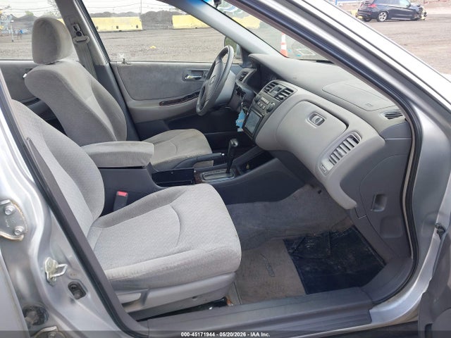 45171944 :رقم المزاد ، 1HGCG66822A174773 vin ، 2002 Honda Accord 2.3 Ex/2.3 Se مزاد بيع