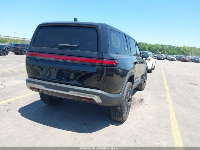 Rivian R1s Adventure 2023 7PDSGABA1PN028802 Image 4