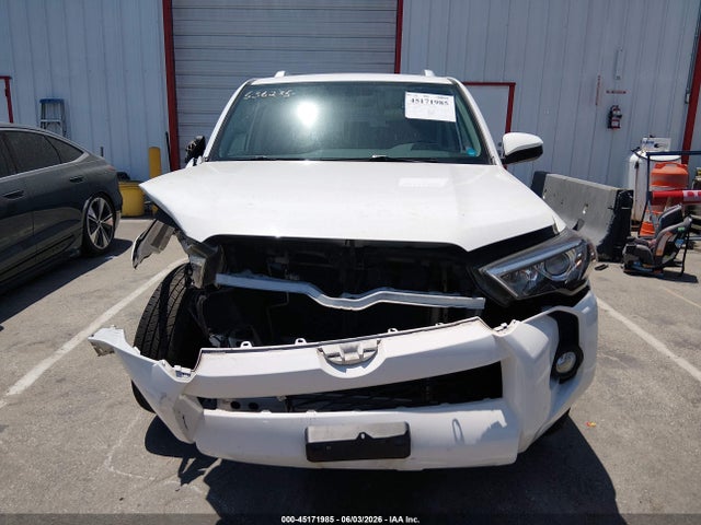 2018 Toyota 4runner Sr5 მანქანა იყიდება აუქციონზე, vin: JTEZU5JR9J5165941, აუქციონის ნომერი: 45171985