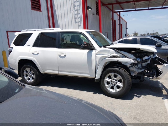 2018 Toyota 4runner Sr5 მანქანა იყიდება აუქციონზე, vin: JTEZU5JR9J5165941, აუქციონის ნომერი: 45171985