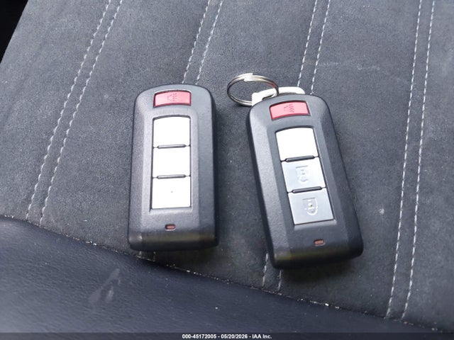 45172005 :رقم المزاد ، JA4AD3A37LZ010098 vin ، 2020 Mitsubishi Outlander Le 2.4 مزاد بيع