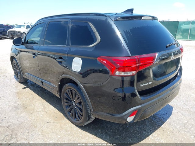 45172005 :رقم المزاد ، JA4AD3A37LZ010098 vin ، 2020 Mitsubishi Outlander Le 2.4 مزاد بيع