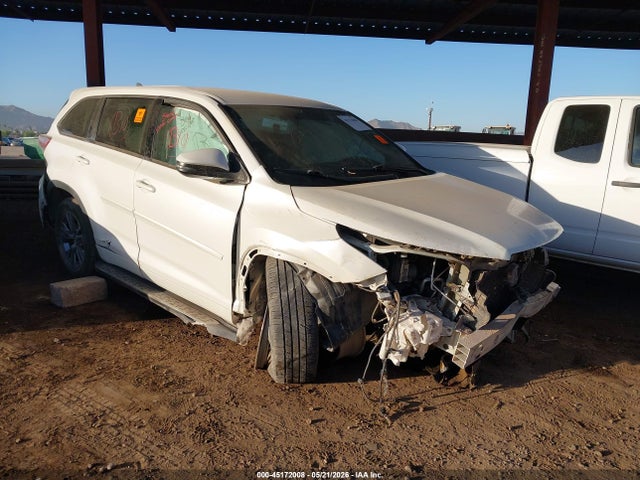 2015 5TDZKRFH7FS098825 главное изображение