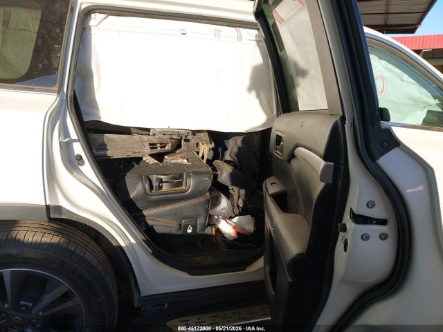 Toyota Highlander Le Plus V6 2015 5TDZKRFH7FS098825 Image 8