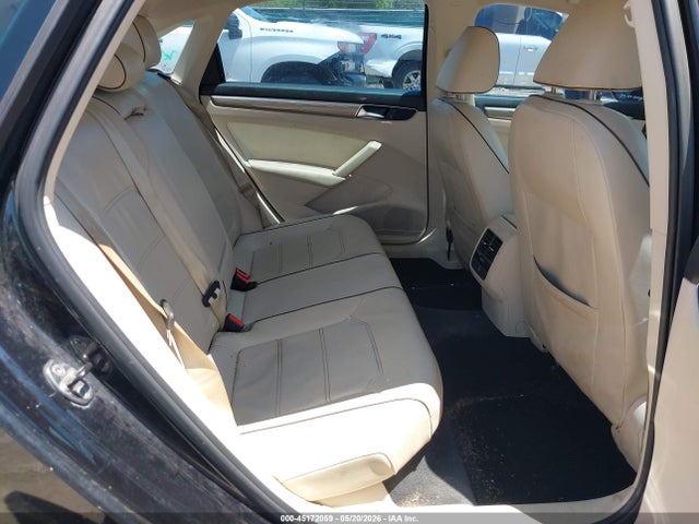 Продажа на аукционе авто 2017 Volkswagen Passat 1.8t Se, vin: 1VWBT7A33HC013057, номер лота: 45172059
