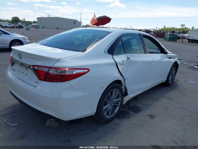 2015 Toyota Camry Se მანქანა იყიდება აუქციონზე, vin: 4T1BF1FK1FU061635, აუქციონის ნომერი: 45172060