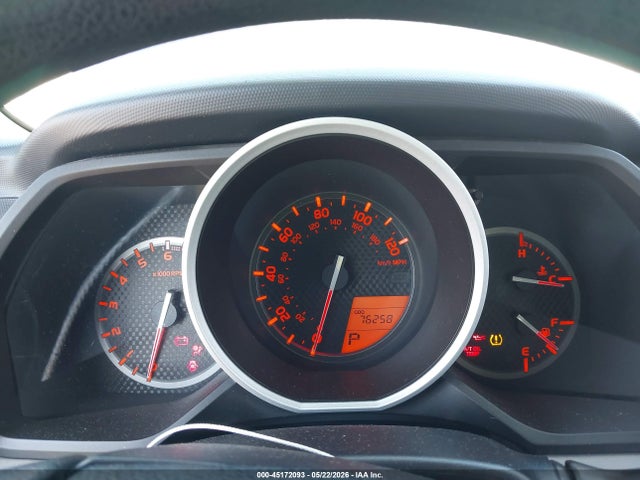 2011 Toyota 4runner Sr5 V6 მანქანა იყიდება აუქციონზე, vin: JTEZU5JR1B5033368, აუქციონის ნომერი: 45172093