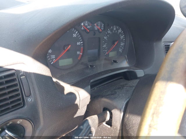 Продажа на аукционе авто 2000 Volkswagen Gti Glx, vin: WVWDE21J6YW606062, номер лота: 45172095